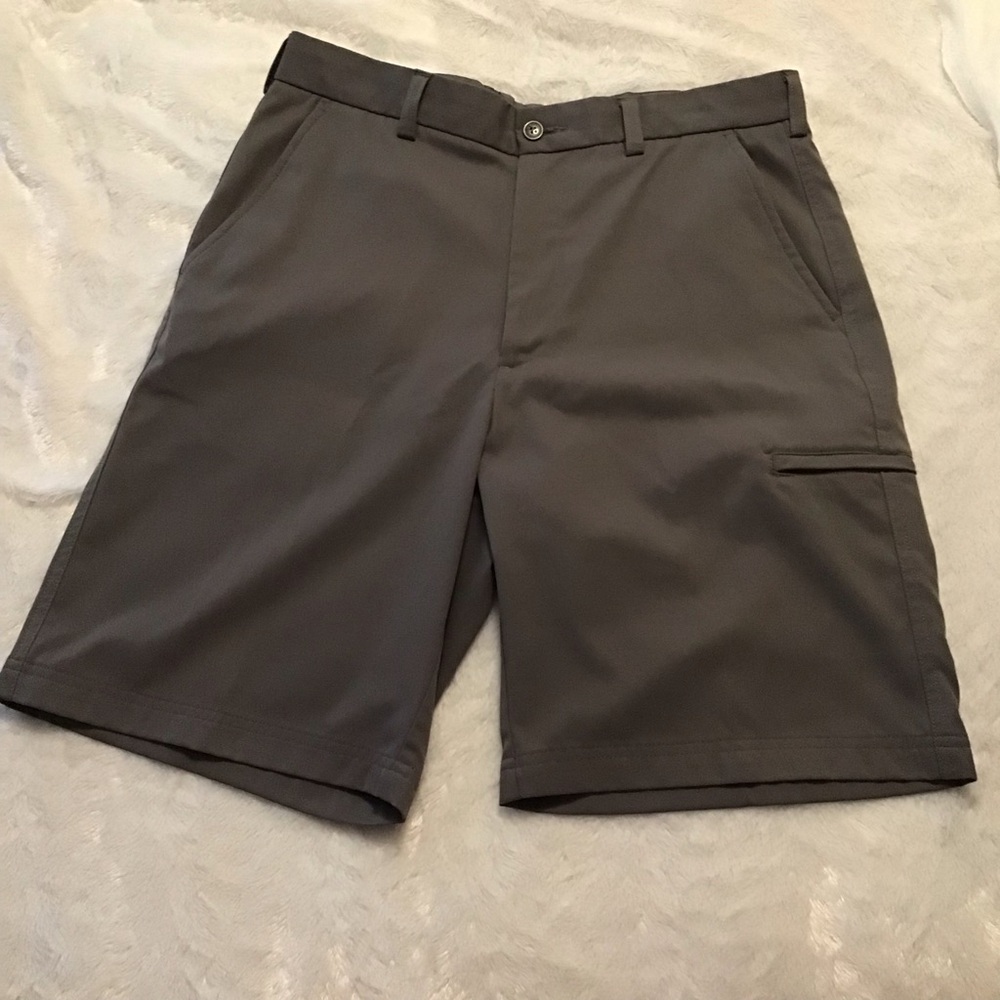 Men’s Pebble Beach Performance Shorts  Size 32, Gray